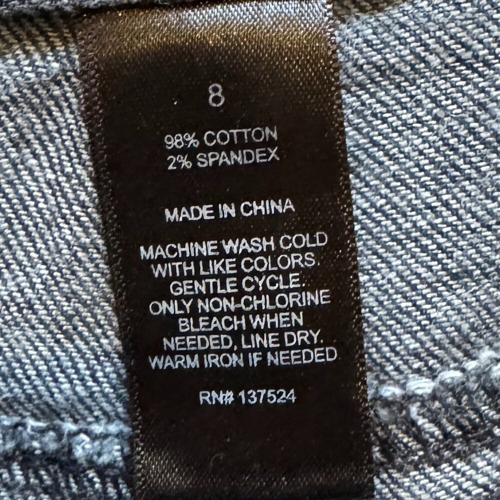 Express Low Rise Jean Shorts - Picture 9 of 9